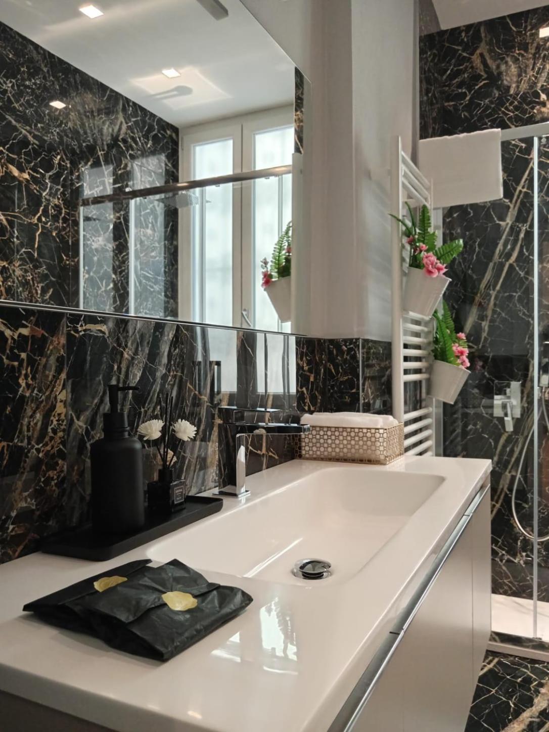 Indipendence Home La Spezia Dış mekan fotoğraf