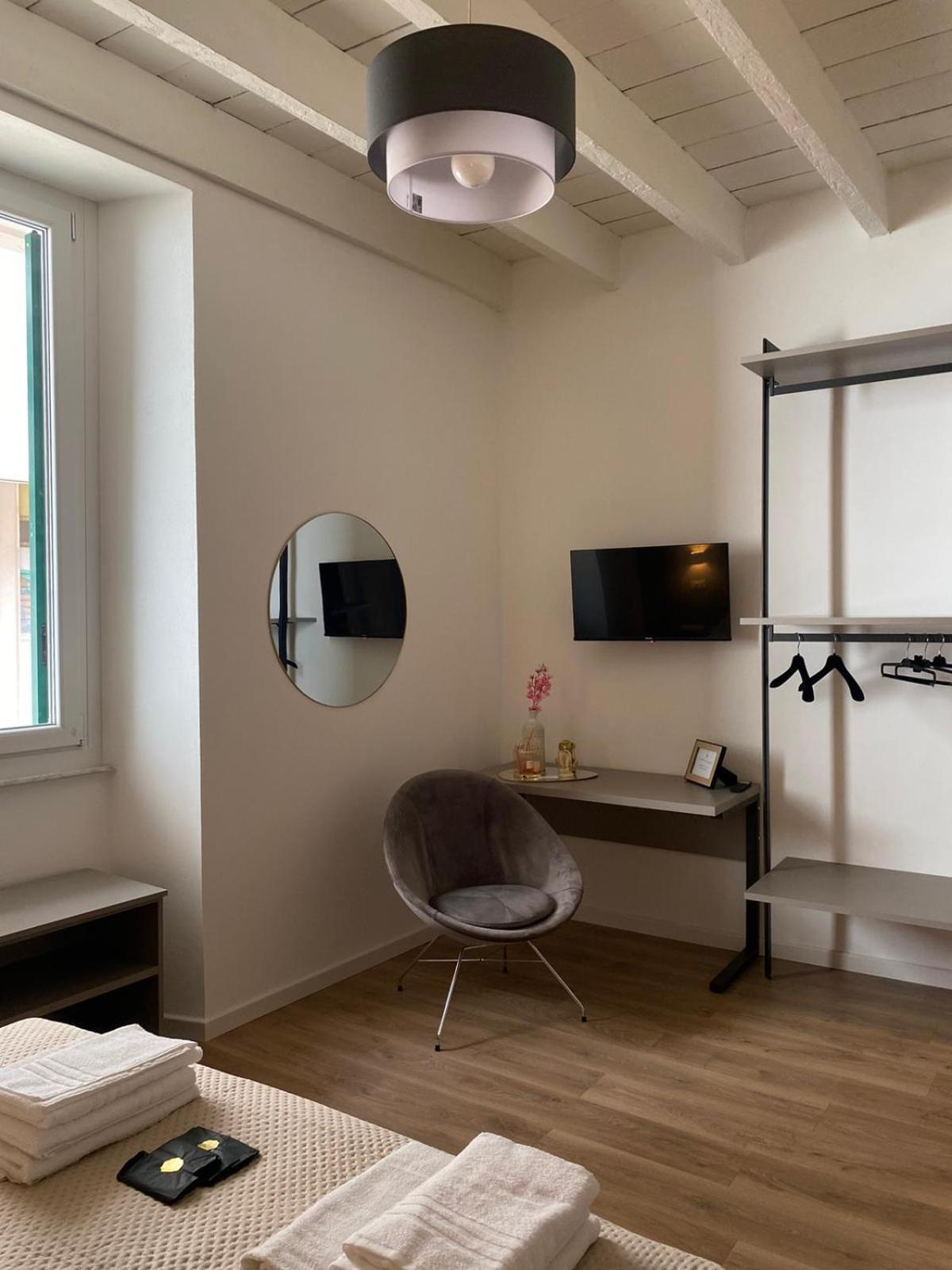 Indipendence Home La Spezia Dış mekan fotoğraf